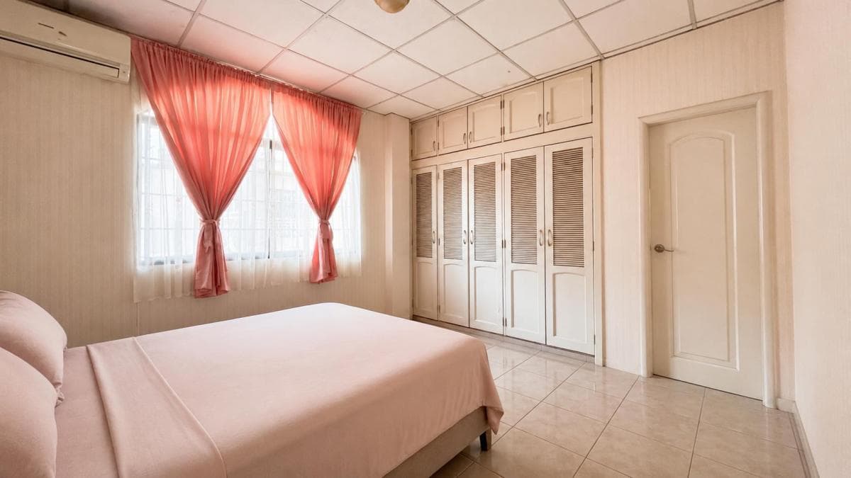 Venta Casa en La Garzota, Norte Gye (Caroze), Guayas — imagen 2
