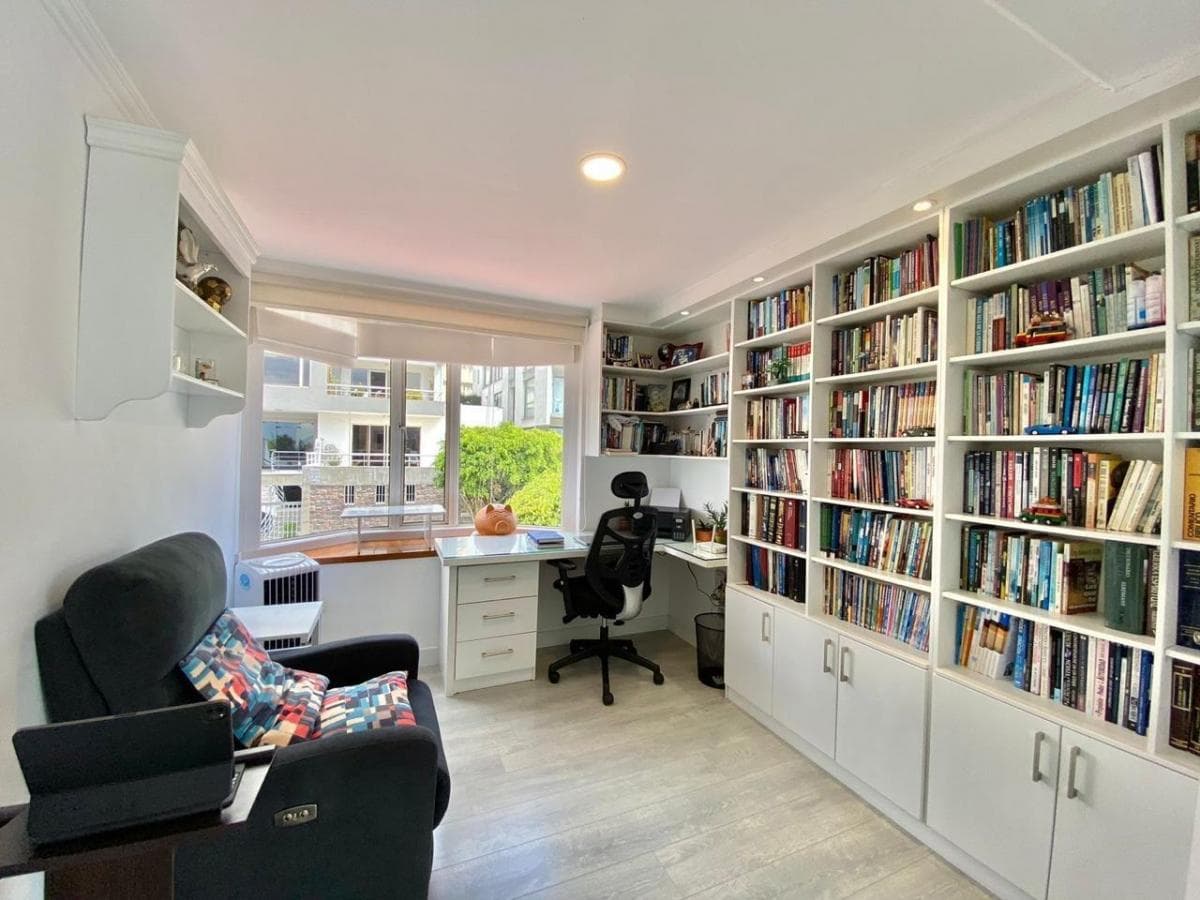 Vendo, Casa en Vista Grande Cumbaya, Quito - Ecuador — imagen 10