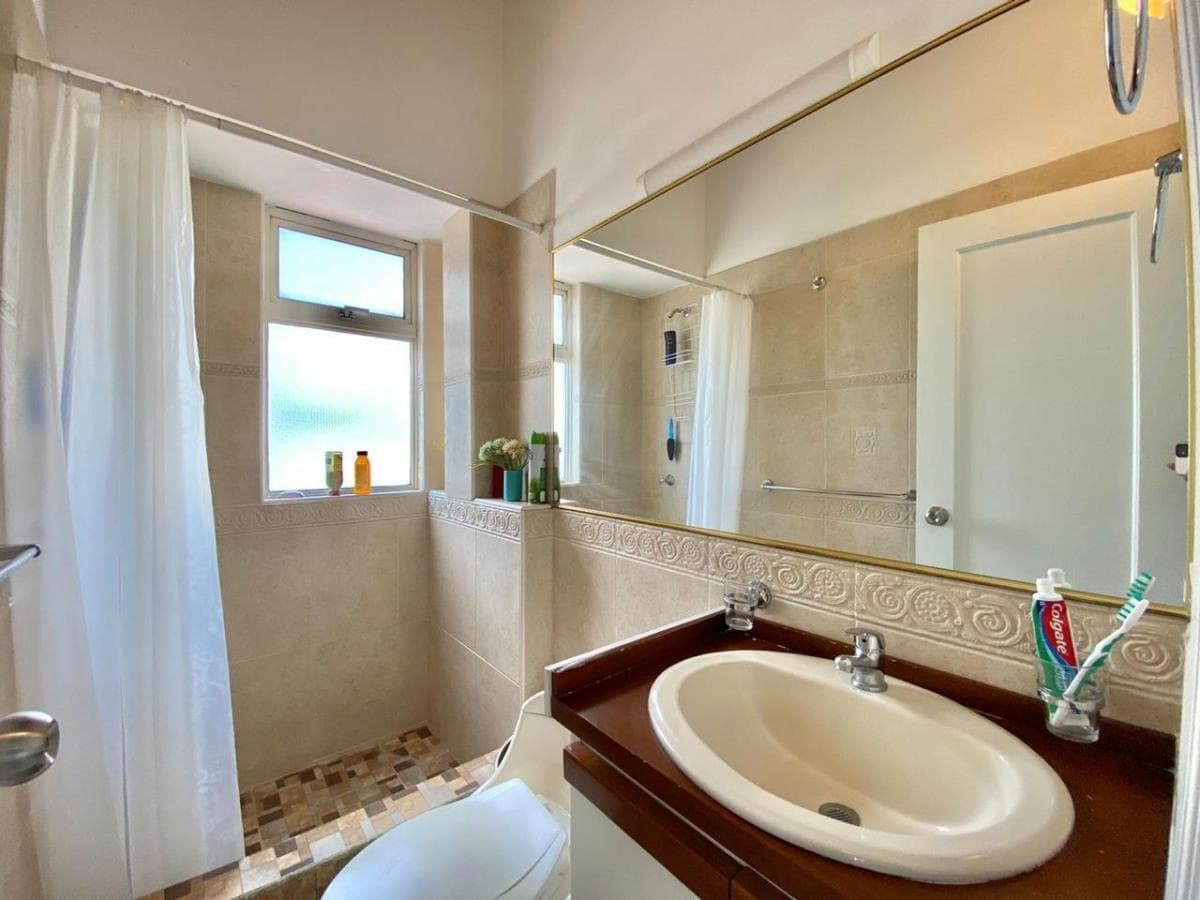 Vendo, Casa en Vista Grande Cumbaya, Quito - Ecuador — imagen 3