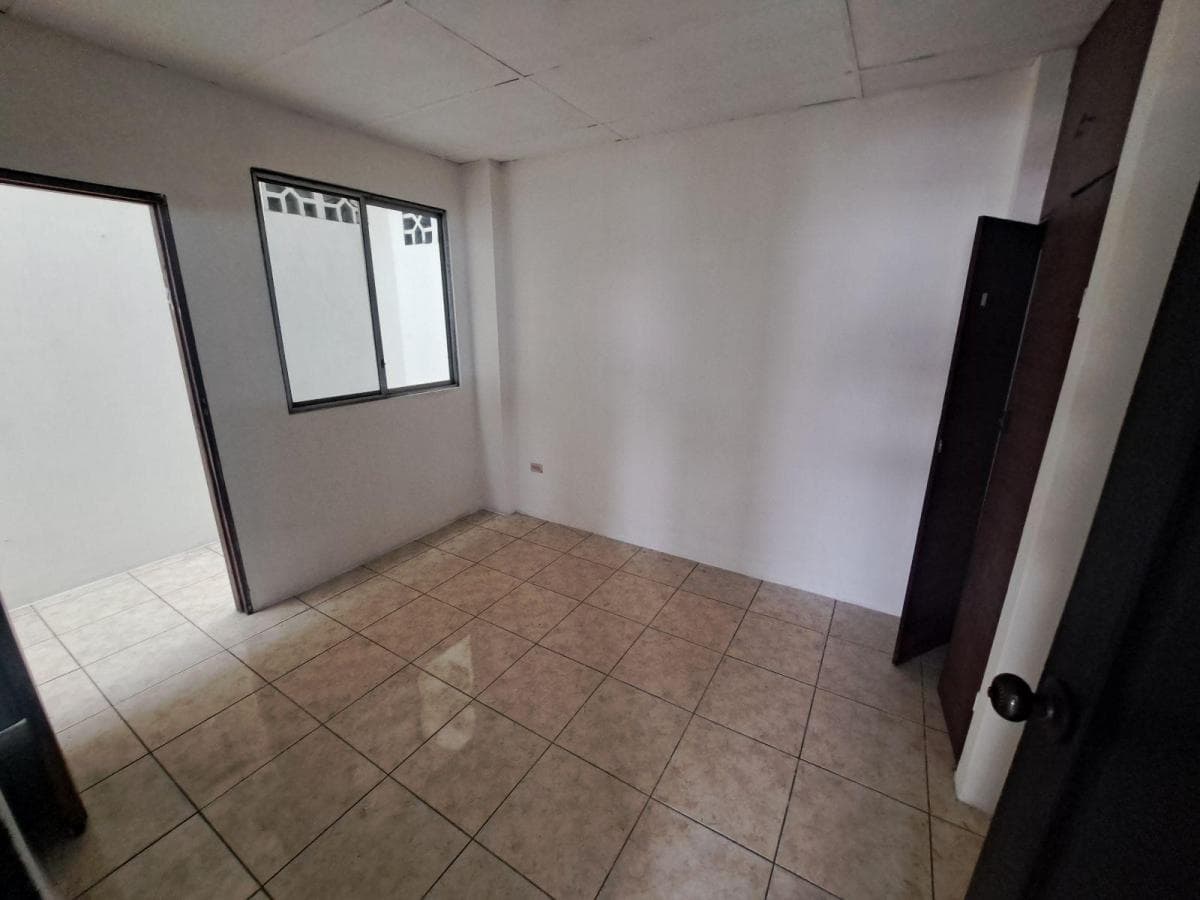 Departamento en Venta en José Mascote y Ayacuho Aler, Guayas — imagen 7