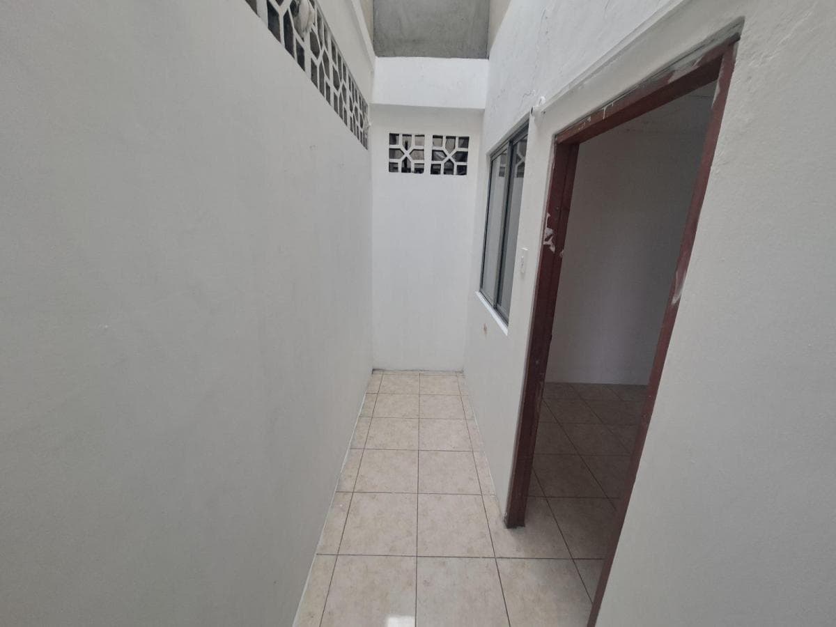 Departamento en Venta en José Mascote y Ayacuho Aler, Guayas — imagen 5