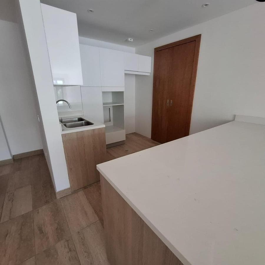 Departamento de Venta, Tres Habitaciones, Tres Baños, Terraza, Amendidades en Cumbaya — imagen 5