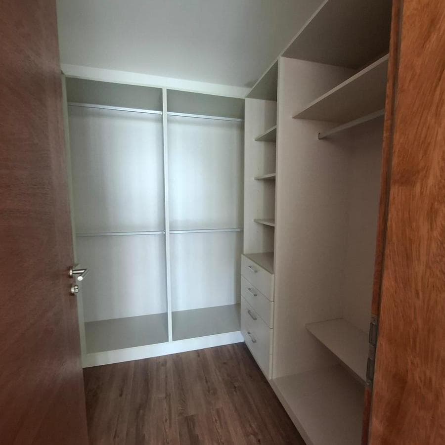 Departamento de Venta, Tres Habitaciones, Tres Baños, Terraza, Amendidades en Cumbaya — imagen 4