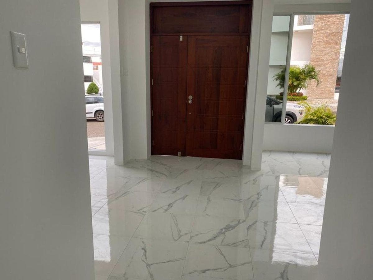 Casa de Venta en Manta Zona Sur, Manabí — imagen 4