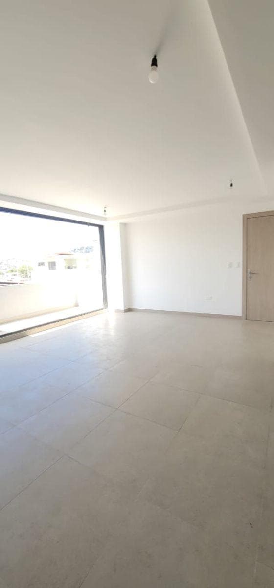 Moderno Departamento Nuevo de 2 Dorm. con Amplia Terraza Frontal y Parqueadero Independiente — imagen 4