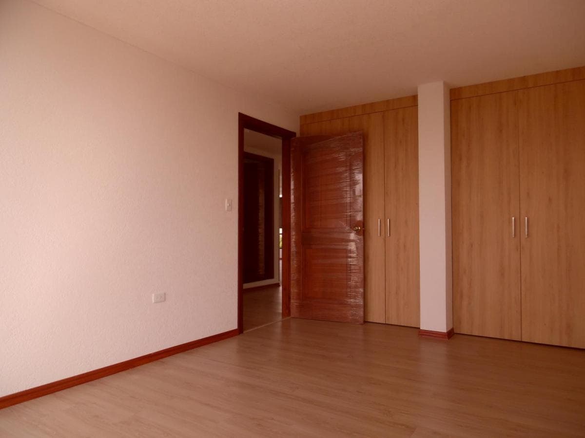Departamento en Venta por Estrenar Mas Suite Sector Cotocollao — imagen 4