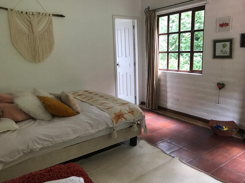 Vendo Casa Quito Guápulo 932 m² Terreno 671 m² Const $390.000 — imagen 2