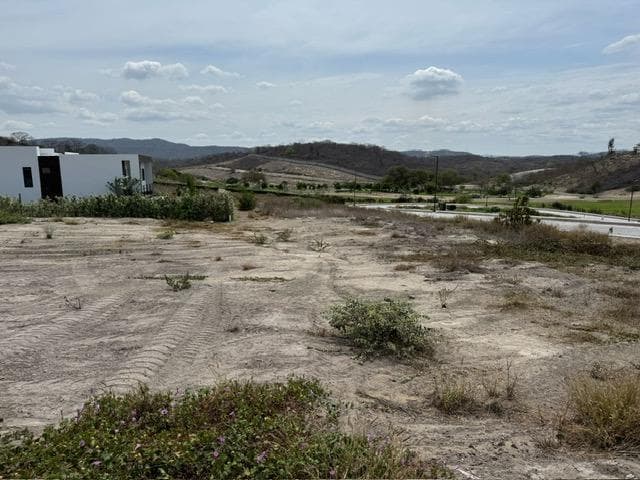 Vendo Terreno en Montecristi Golf Resort & Villas en Colinas de Kapot, Manabí — imagen 3