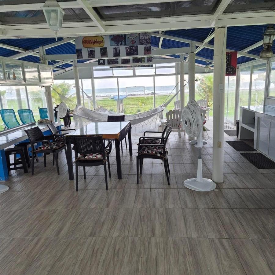 Venta de Hermosa Casa Frente Al Mar con Terreno Grande en Cojimies - Pedernales, Manabí — imagen 8