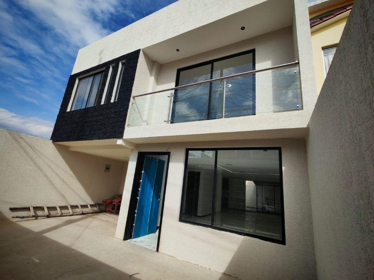Casa a Estrenar en Venta Sector Conocoto — imagen 1