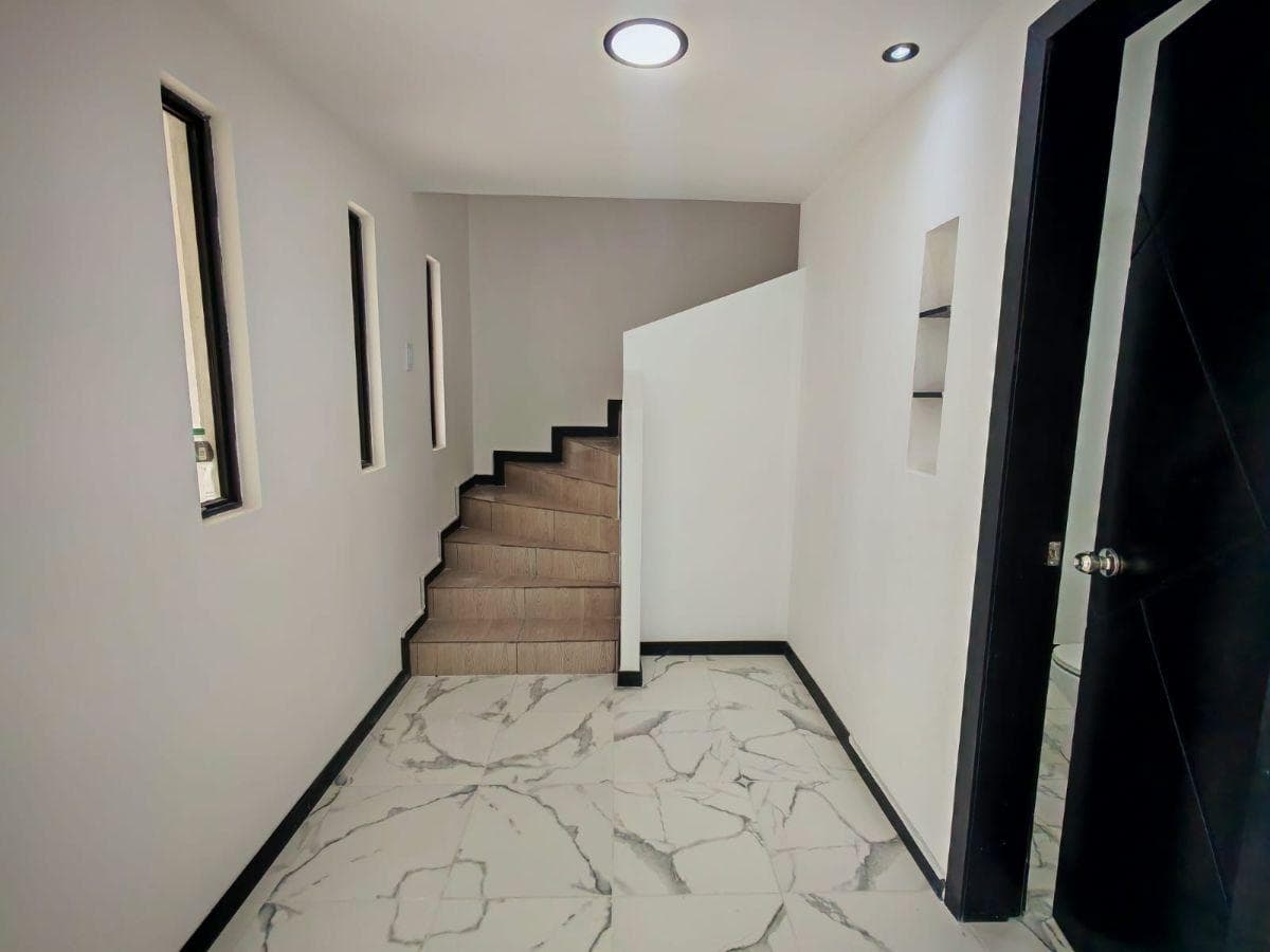 Casa a Estrenar en Venta Sector Conocoto — imagen 9