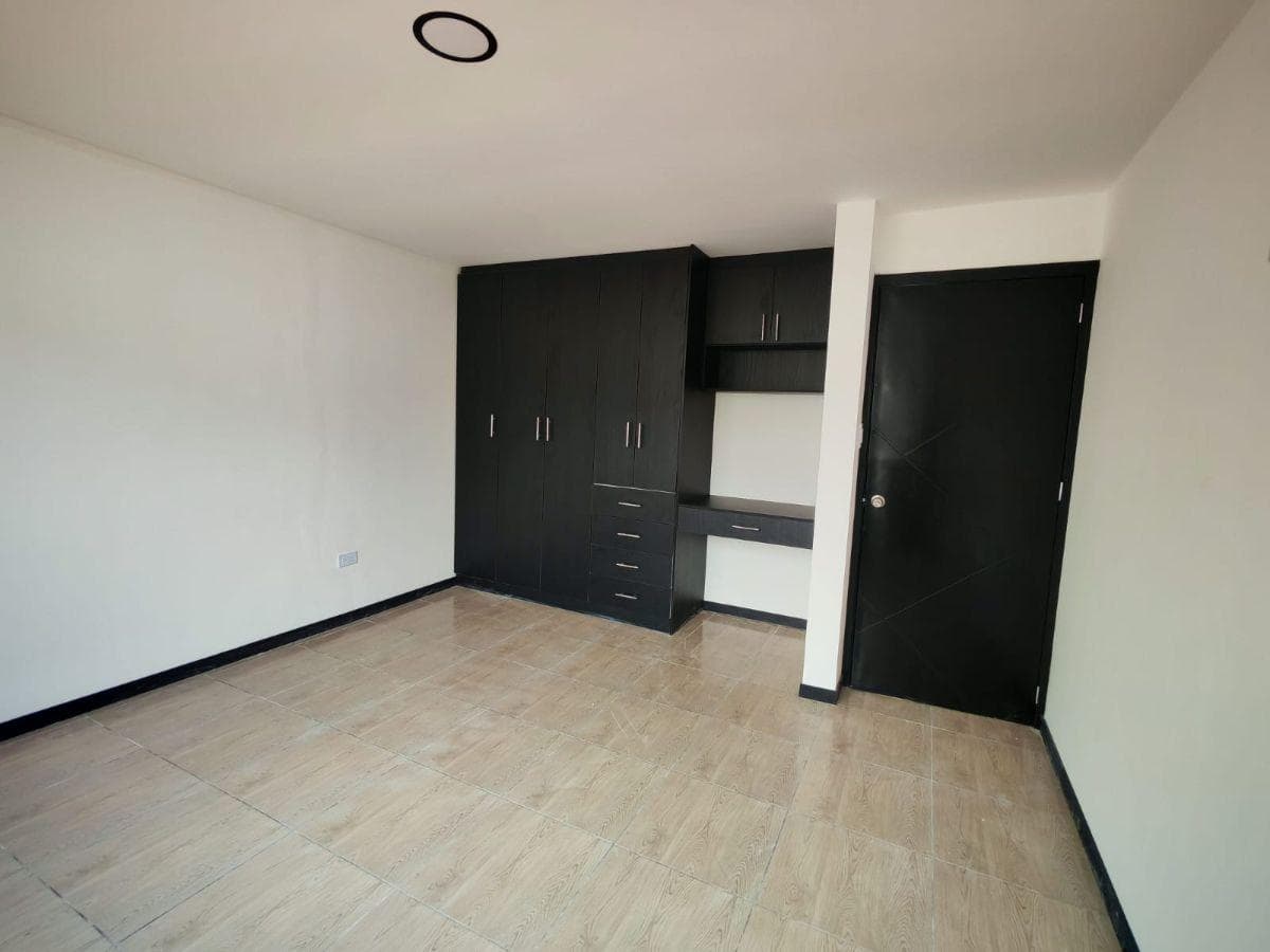 Casa a Estrenar en Venta Sector Conocoto — imagen 2
