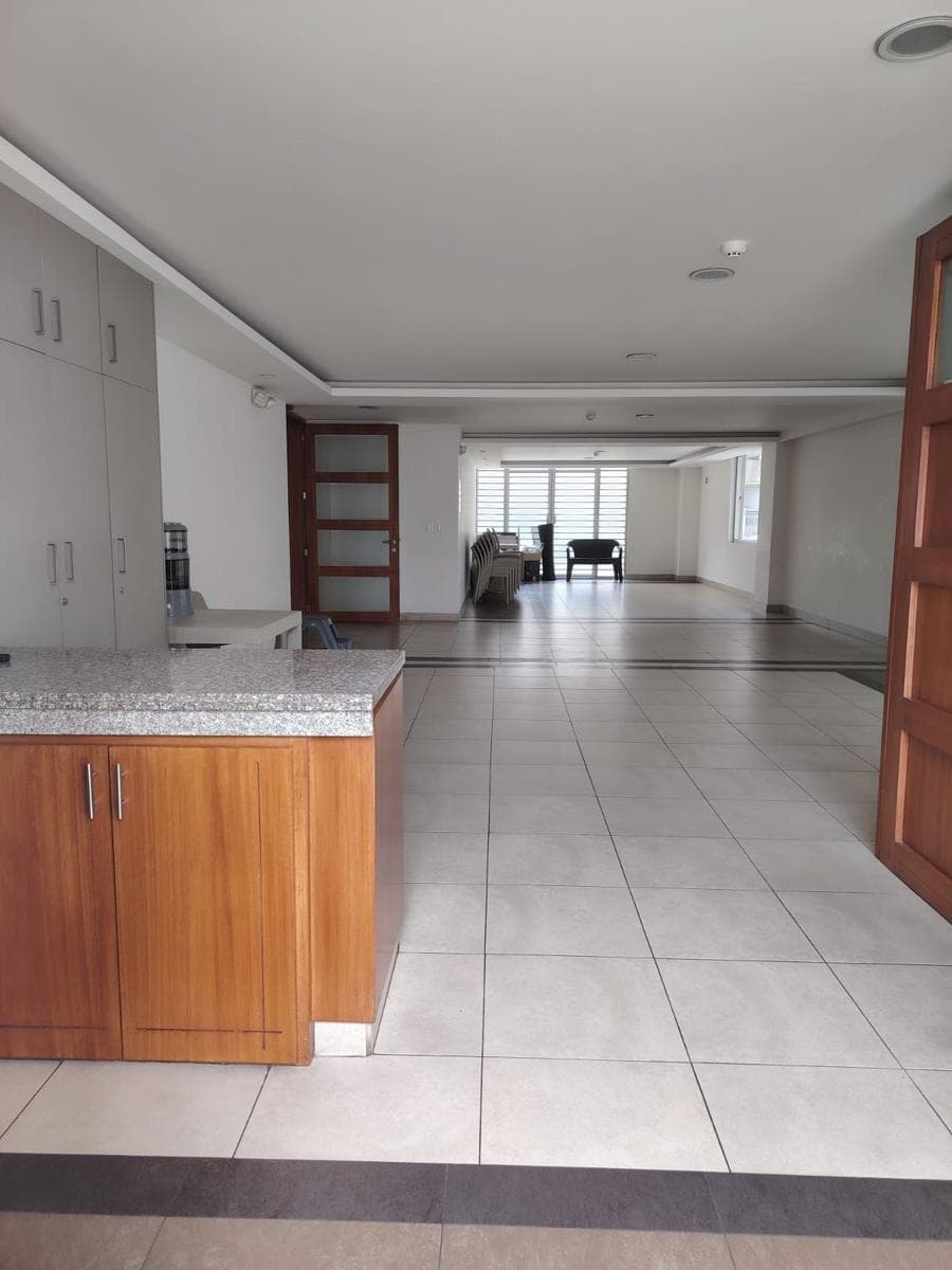 Venta Lindo Departamento, Sector El Batán, Quicentro Shopping — imagen 10