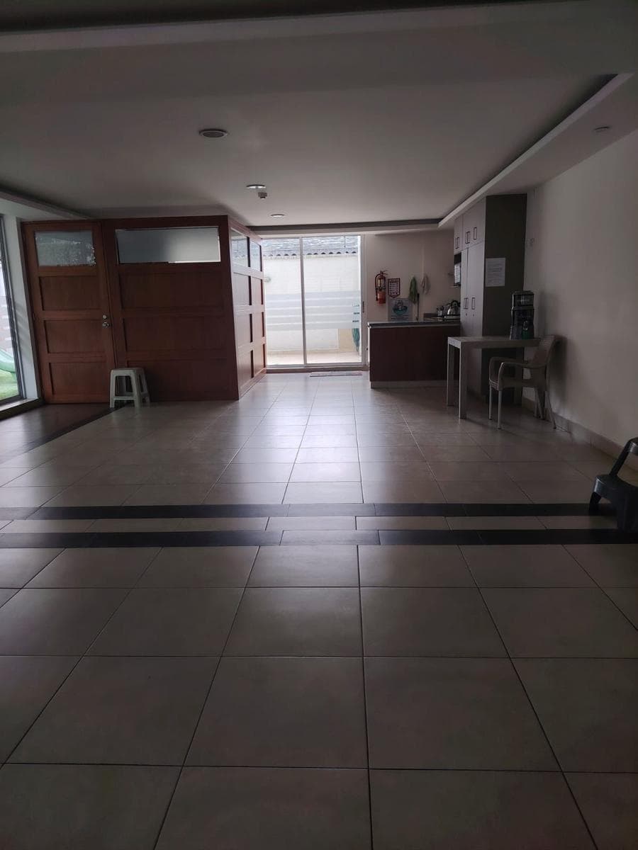 Venta Lindo Departamento, Sector El Batán, Quicentro Shopping — imagen 3