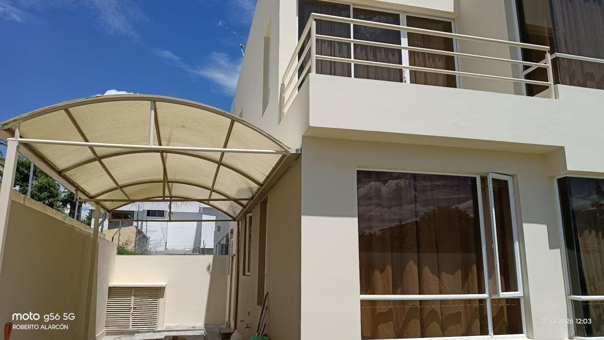 Casa de Venta en Cumbaya en Urbanización Privada — imagen 4