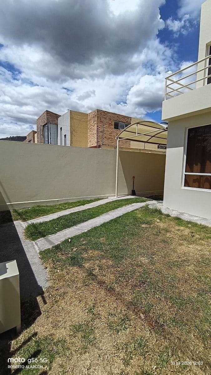 Casa de Venta en Cumbaya en Urbanización Privada — imagen 3