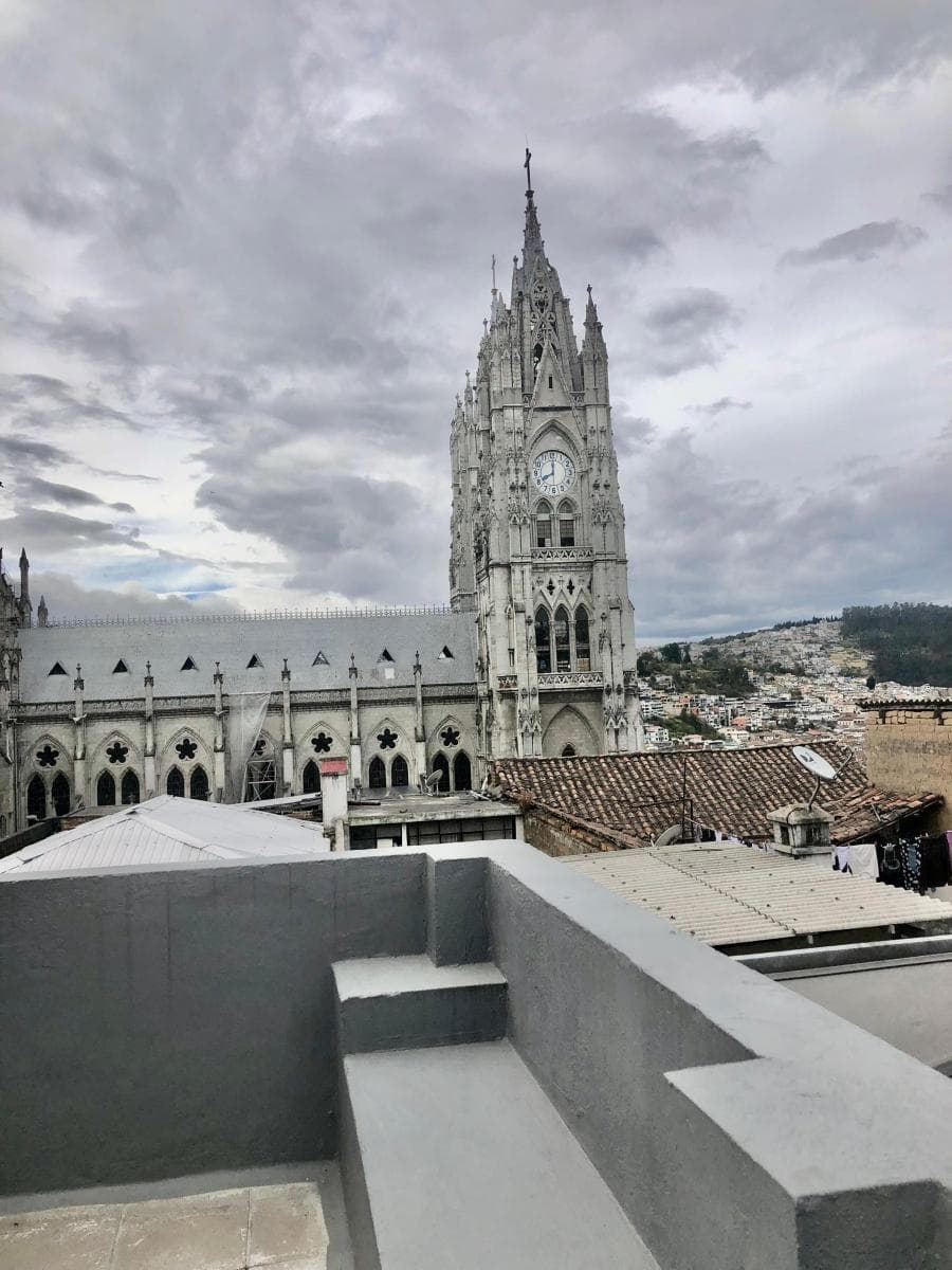 Vendo Casa con 5 Departamentos, Centro Histórico Detrás Basílica Mlasanza — imagen 10
