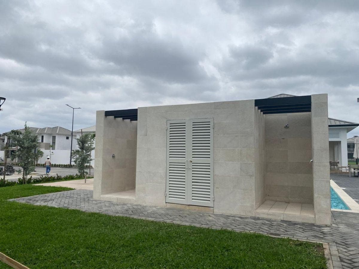 Casa con 3 Dorm. en Venta en Vía a La Costa, 180 m², Guayas — imagen 2