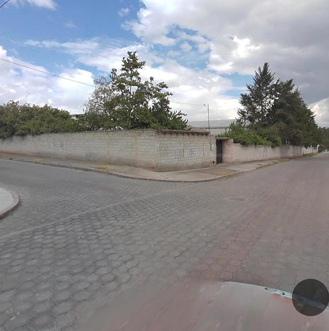 Terreno Esquinero Plano 1800 m² en Venta Sector Calderón — imagen 1