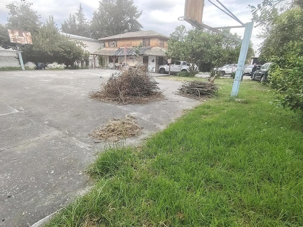 Terreno Esquinero Plano 1800 m² en Venta Sector Calderón — imagen 9