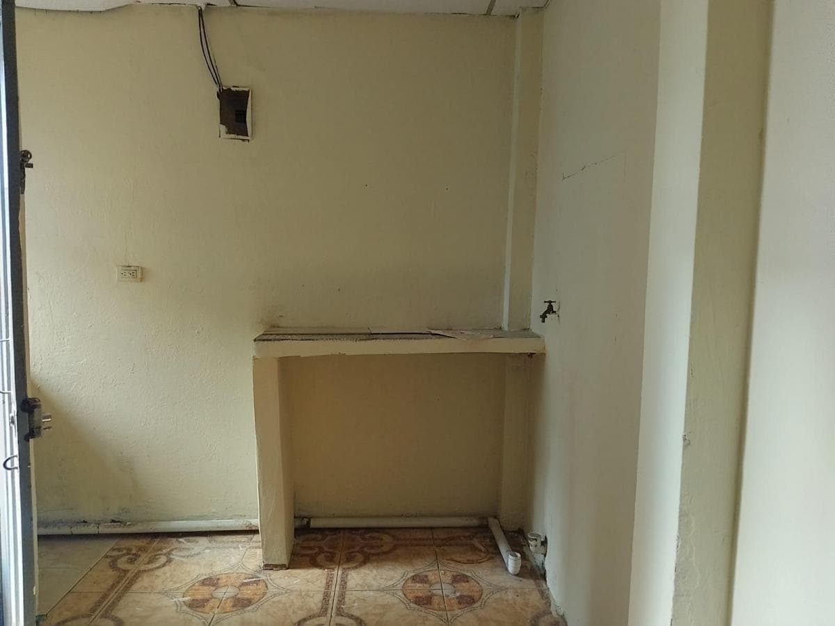En Venta Casa Rentera en El Sur de Guayaquil (Mercyc), Guayas — imagen 4