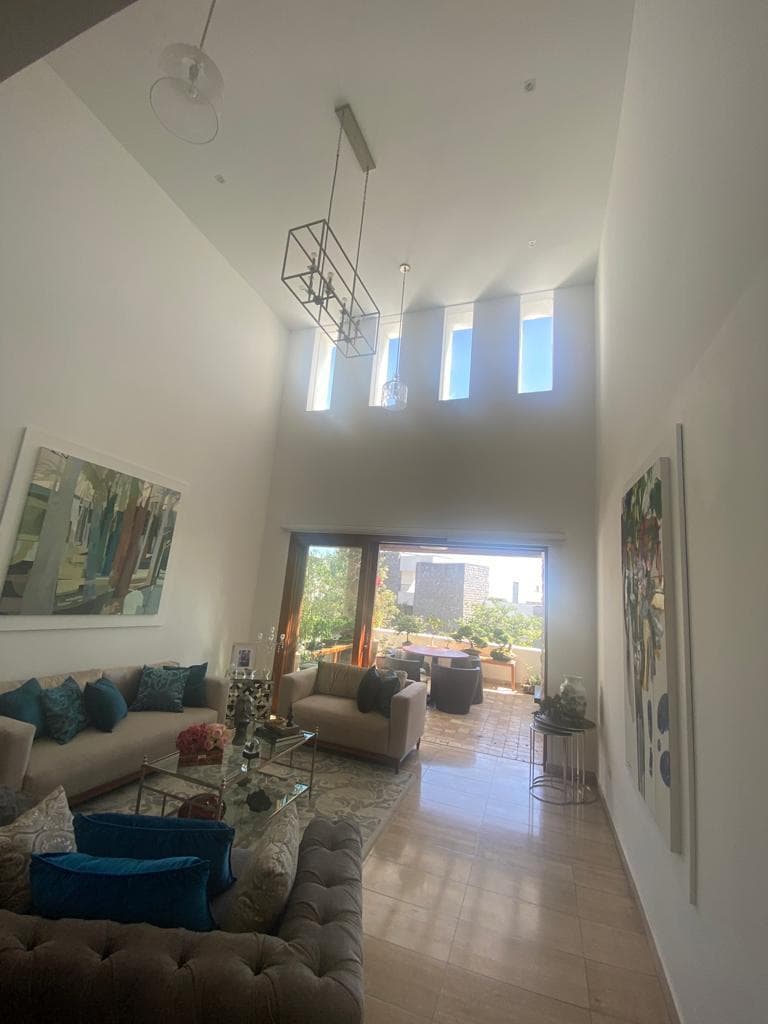Vendo, Cumbayá, Departamento, Zona Centrica, Terraza, Chimenea, Vista! — imagen 9