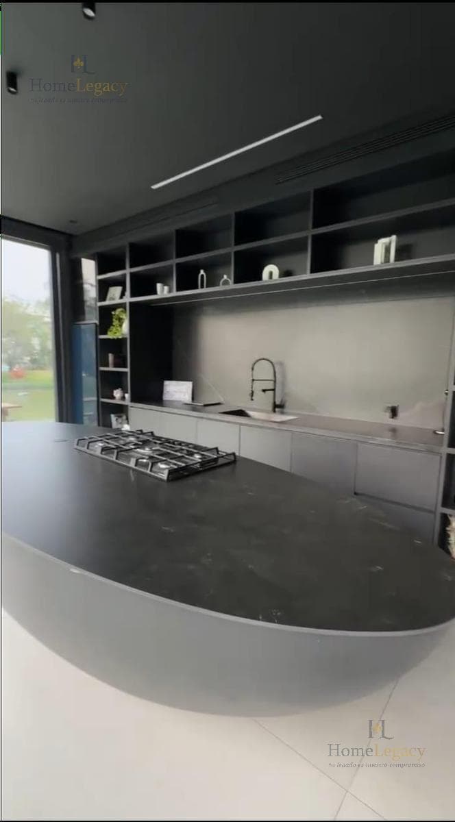 Venta de Casa en Samborondón - Isla Mocolí con Piscina Salinizada Am, Guayas — imagen 9