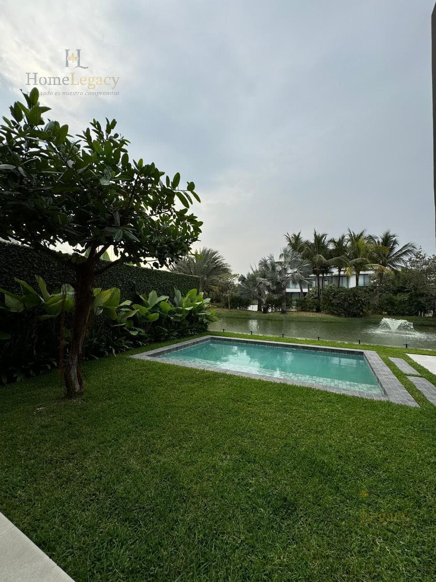 Venta de Casa en Samborondón - Isla Mocolí con Piscina Salinizada Am, Guayas — imagen 2