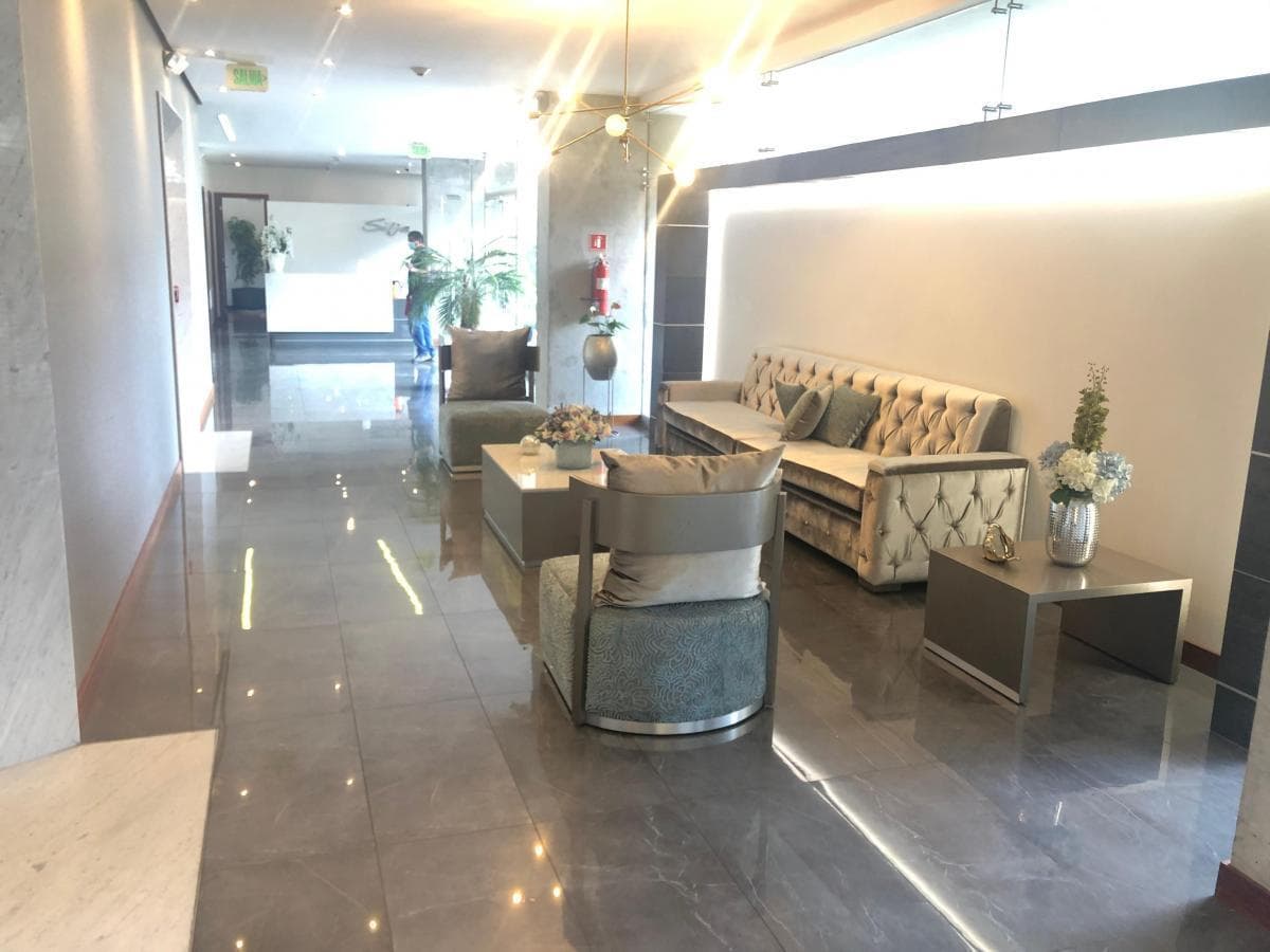 Quito Departamento Nuevo de Venta o Alquiler en La Gonzalez Suarez — imagen 1