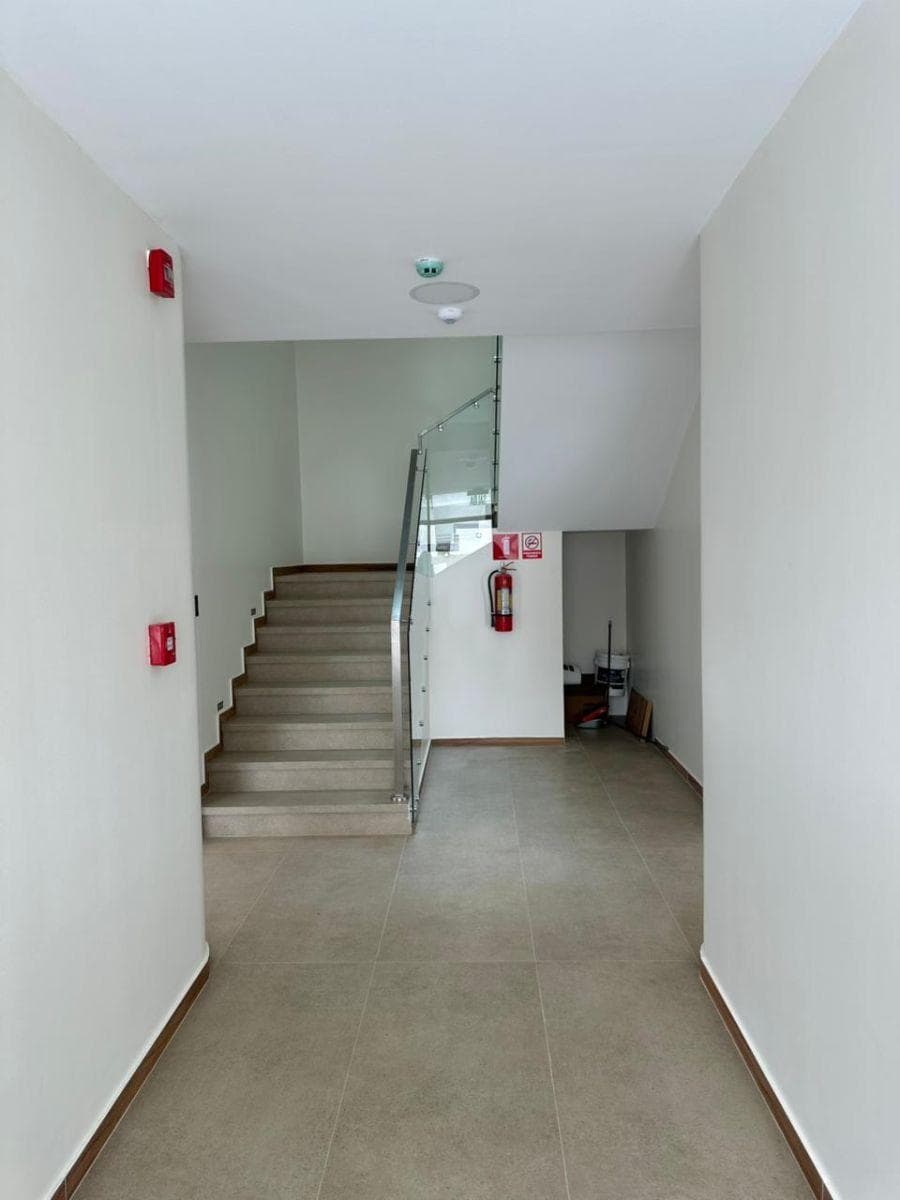 Departamento de Venta Ceibos Santa Cecilia con Garita, Guayas — imagen 5