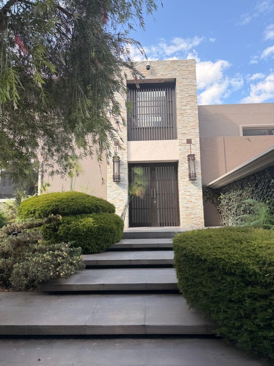 Casa de 1470 m² con 4 Dorm. en Venta en Tanda — imagen 1