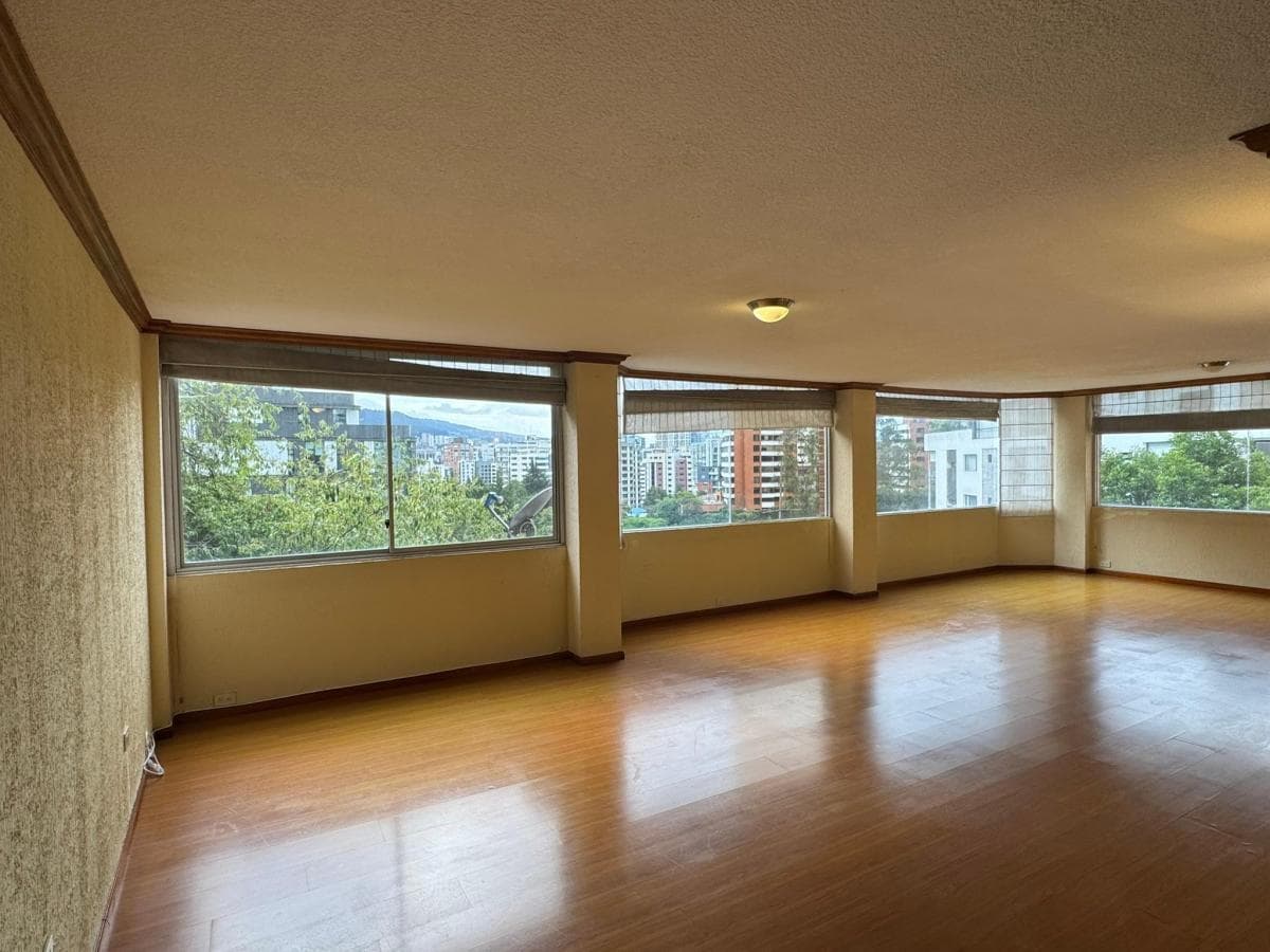 Venta Departamento de 3 Dorm. Sector Jiménez de La Espada — imagen 1