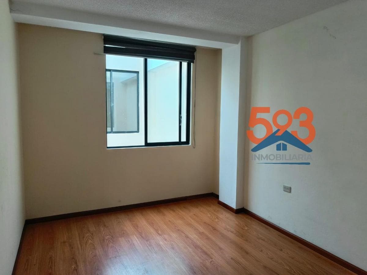 Casa de Venta en Salcedo, Cotopaxi — imagen 2