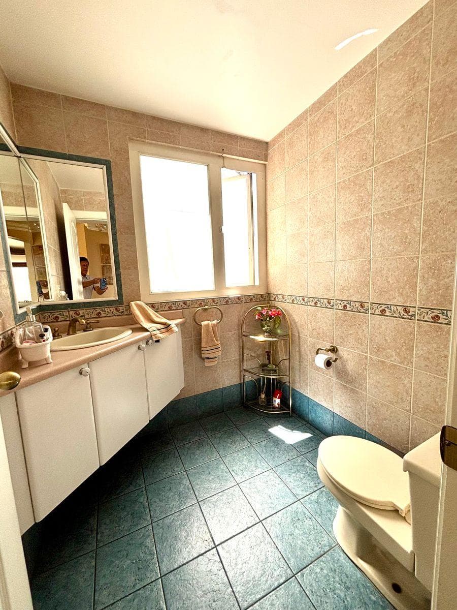 Miravalle Vendo Hermosa Residencia 4 Dorm. urb, Privada — imagen 6