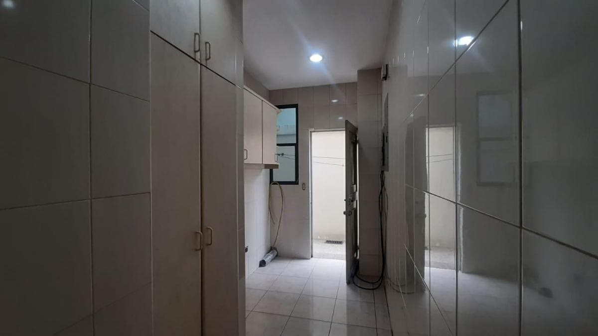 Laguna Club Se Alquila o Vende Linda Casa con Amplias Áreas Exteriores!, Guayas — imagen 5