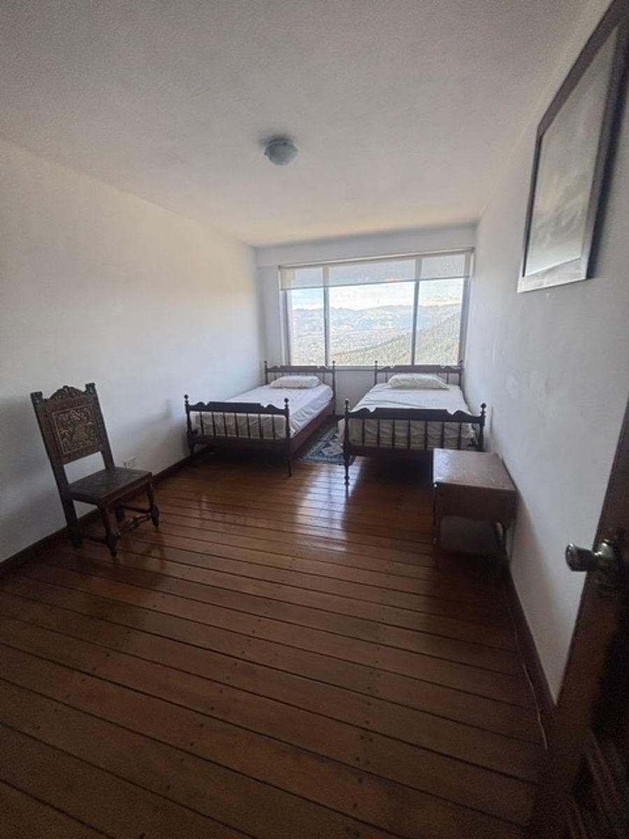 Vendo Departamento en Gonzalez Suarez de Tres Habitaciones con Vista — imagen 3