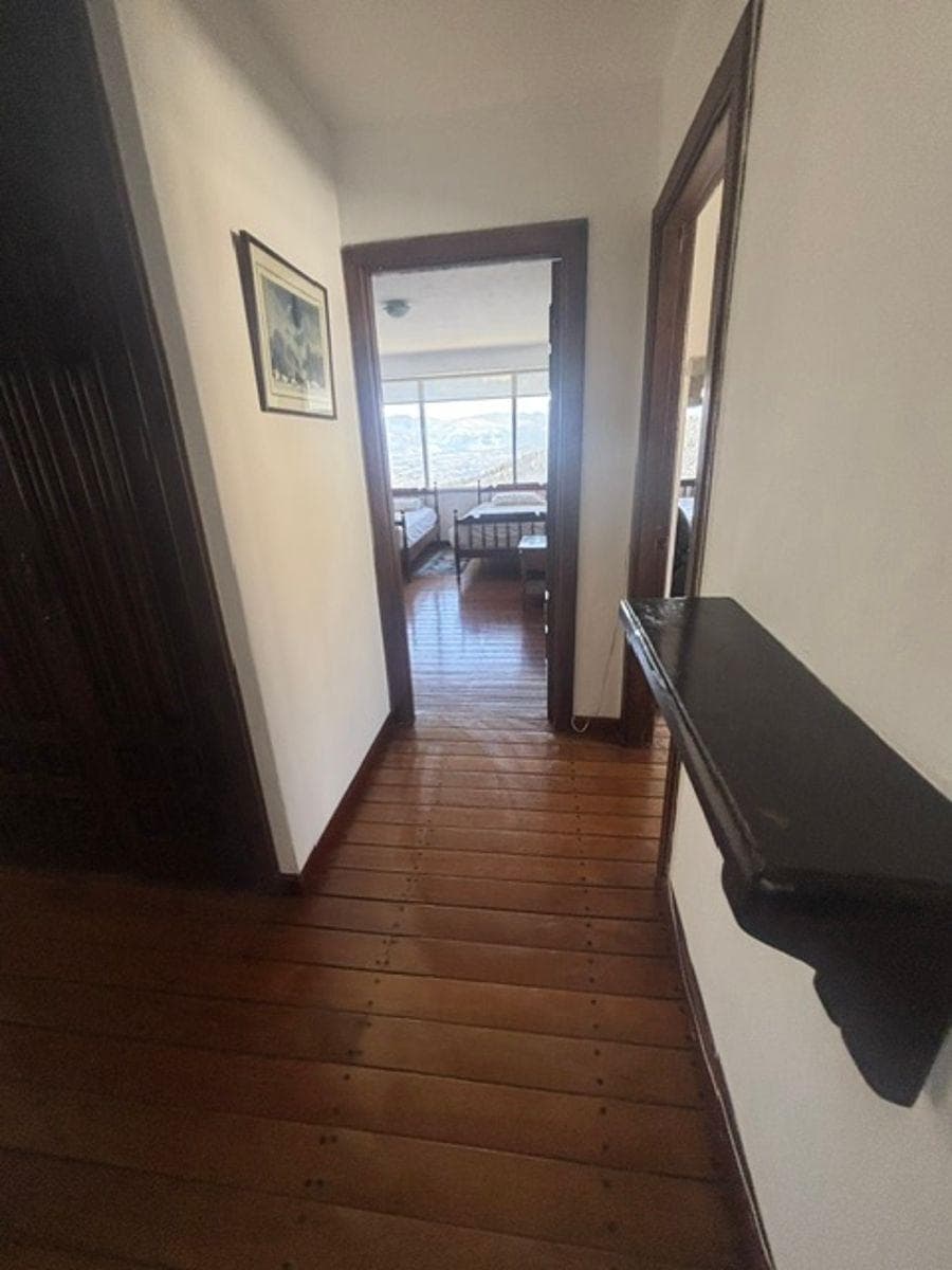 Vendo Departamento en Gonzalez Suarez de Tres Habitaciones con Vista — imagen 2