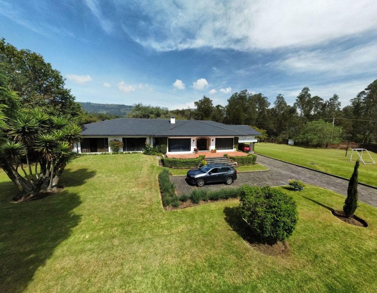 Venta Casa en Ontaneda Conocoto, Independiente con Amplio Terreno 3450 m — imagen 9