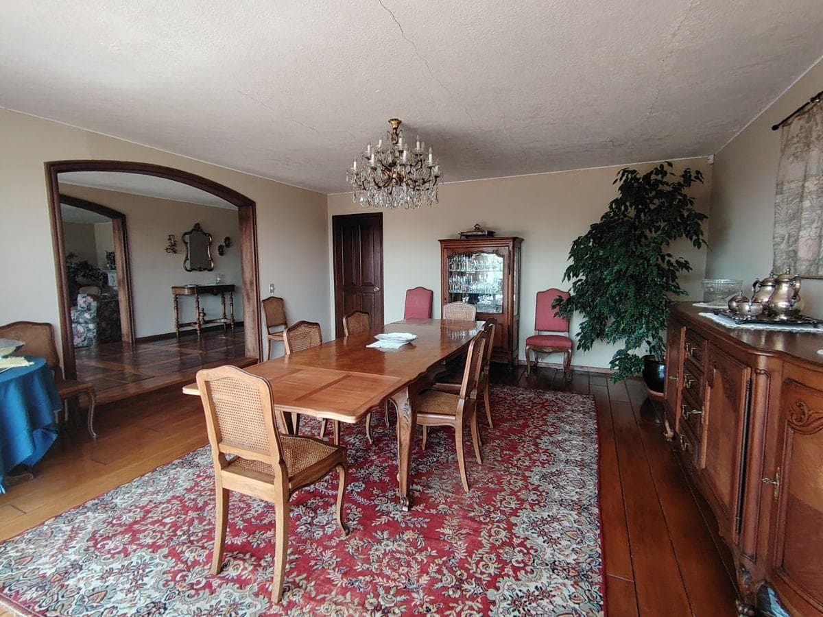 Venta Casa en Ontaneda Conocoto, Independiente con Amplio Terreno 3450 m — imagen 2