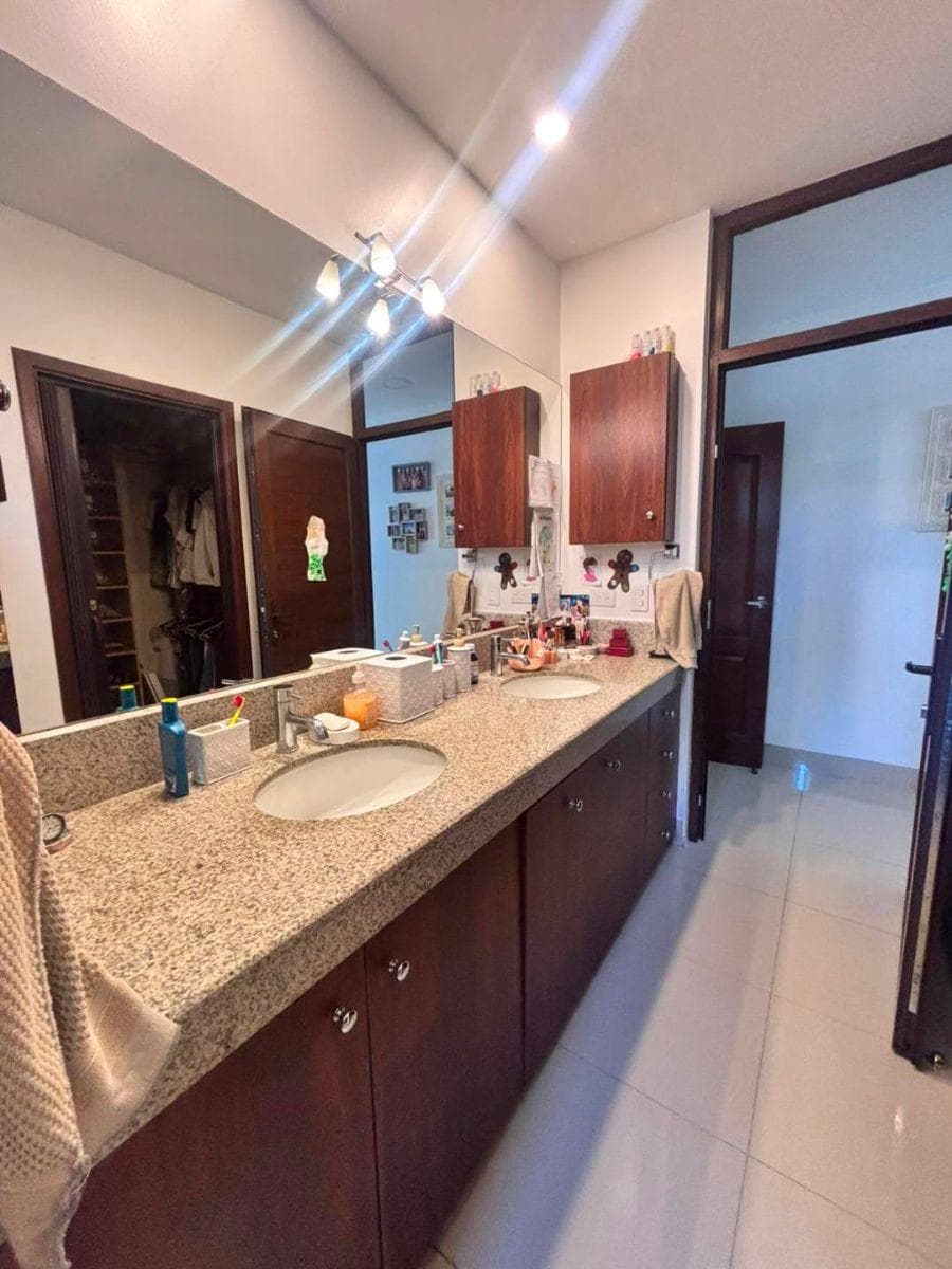 Exclusivo Departamento en Venta en El Km 5 Samborondon, Guayas — imagen 2