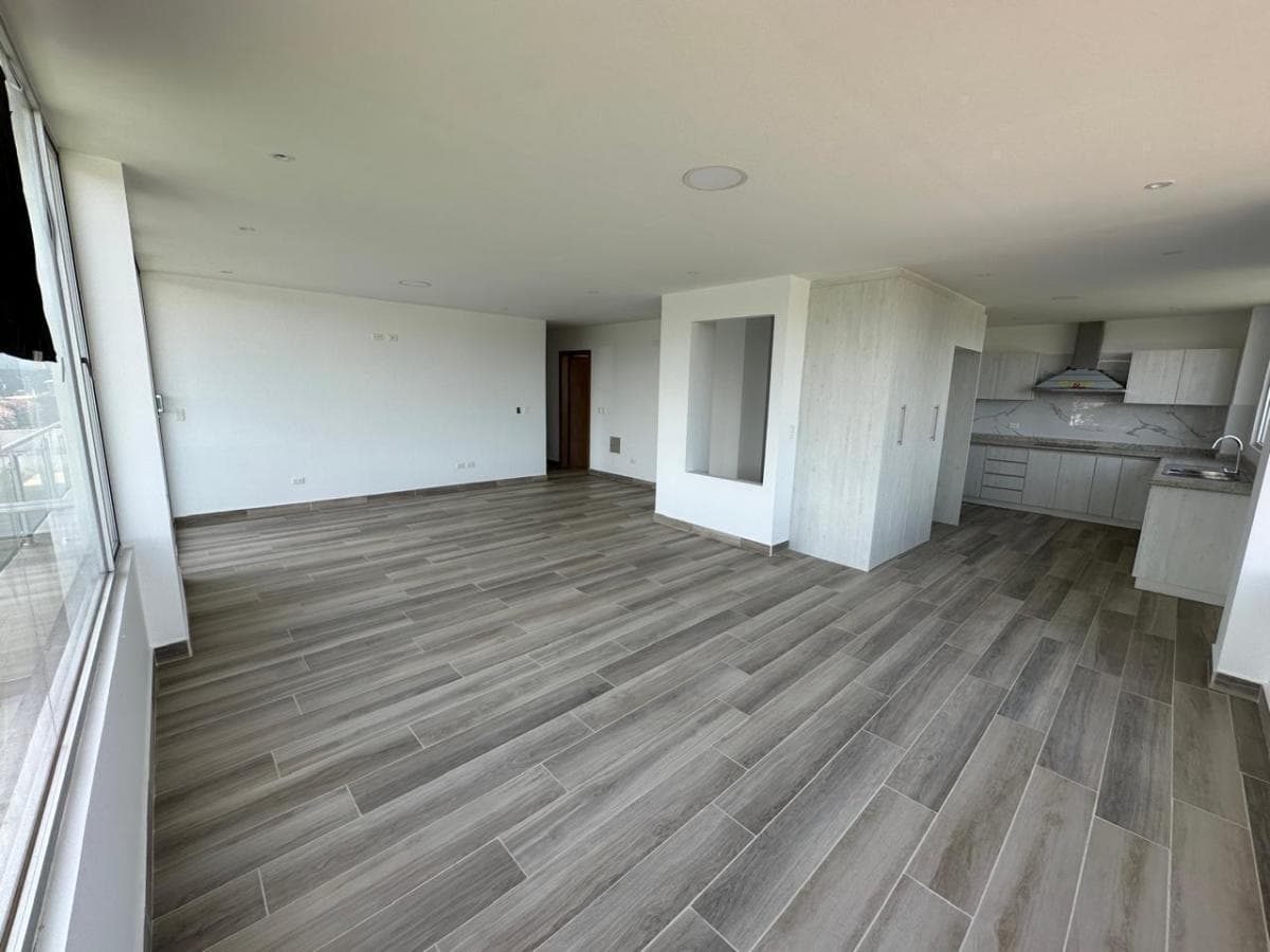 Venta Superficie de 229 m² Para Construir Departamento de 3 Dorm., Sector Tumbaco — imagen 10