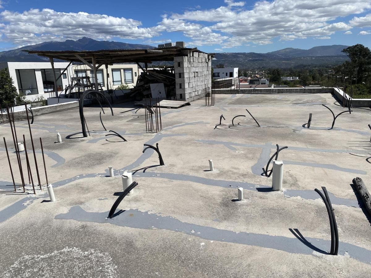 Venta Superficie de 229 m² Para Construir Departamento de 3 Dorm., Sector Tumbaco — imagen 9