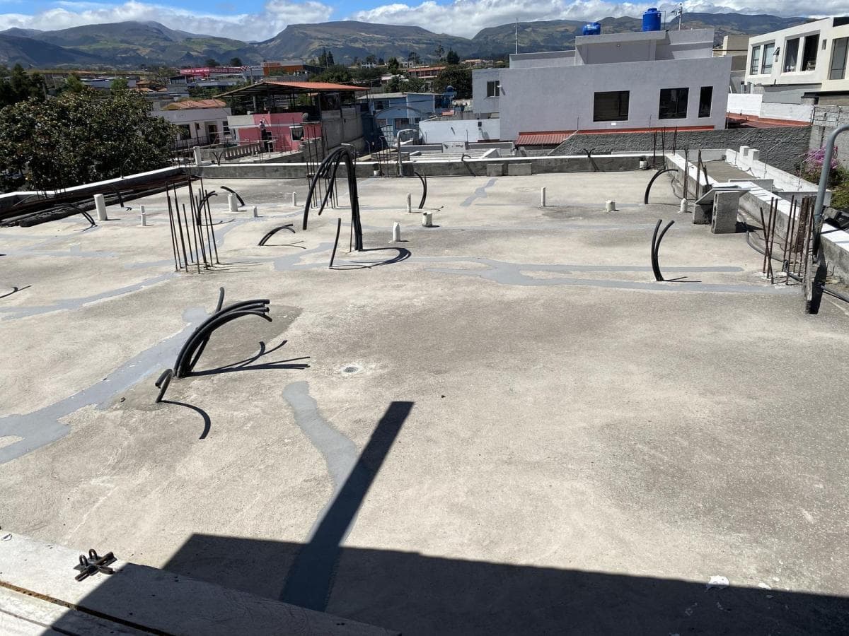 Venta Superficie de 229 m² Para Construir Departamento de 3 Dorm., Sector Tumbaco — imagen 7