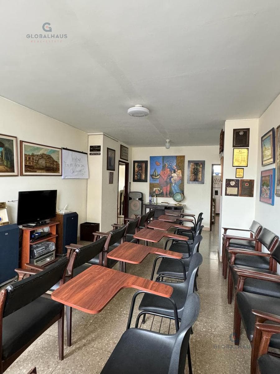 Venta de Departamento de Av9 de Octubre Entre Esmeralda y Los Rios de 132.89 m² K. R. Guayas — imagen 6