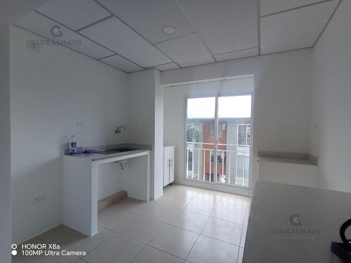 Departamento en Venta con Tres Habitaciones en León Febres Cordero Ribadeneyra m. N. Guayas — imagen 9