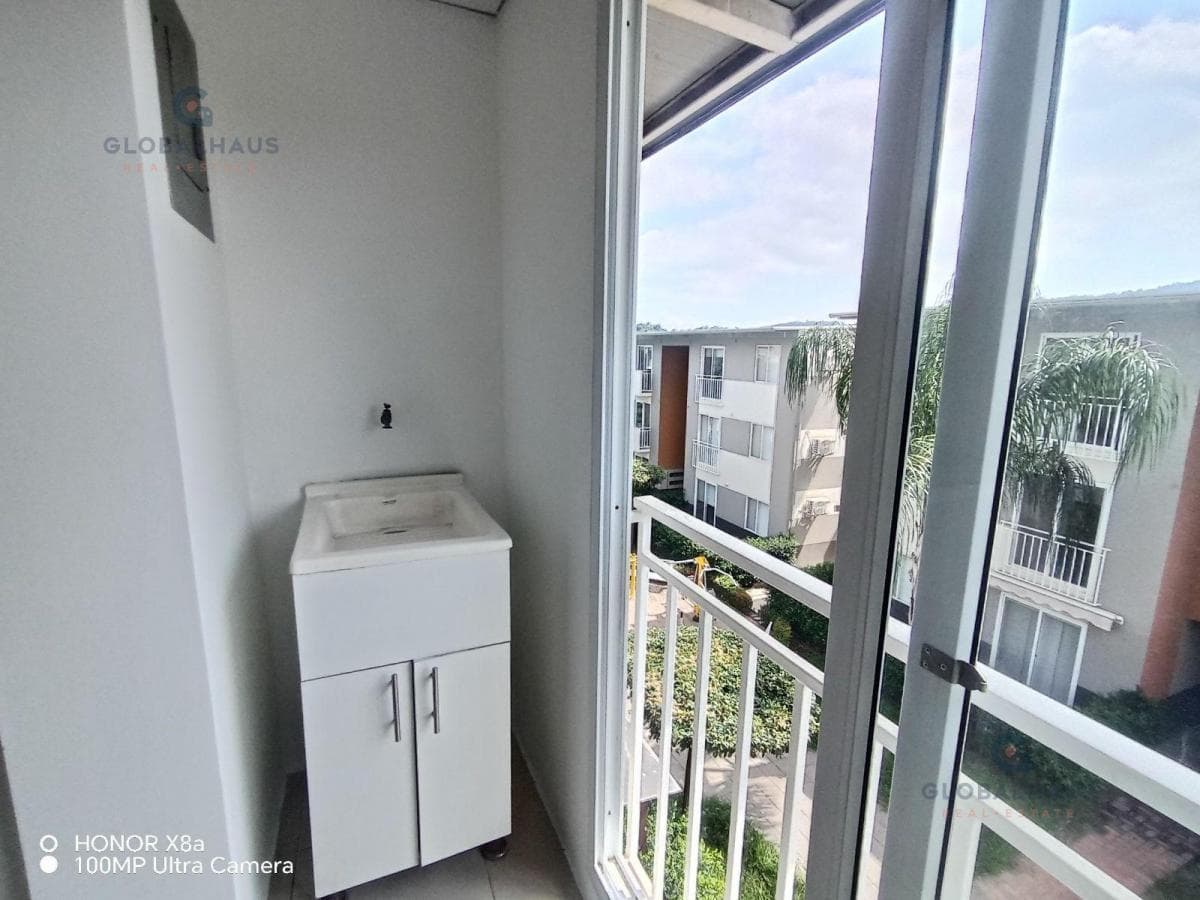 Departamento en Venta con Tres Habitaciones en León Febres Cordero Ribadeneyra m. N. Guayas — imagen 8