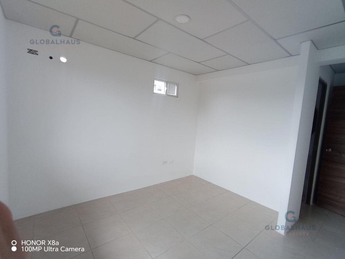 Departamento en Venta con Tres Habitaciones en León Febres Cordero Ribadeneyra m. N. Guayas — imagen 4