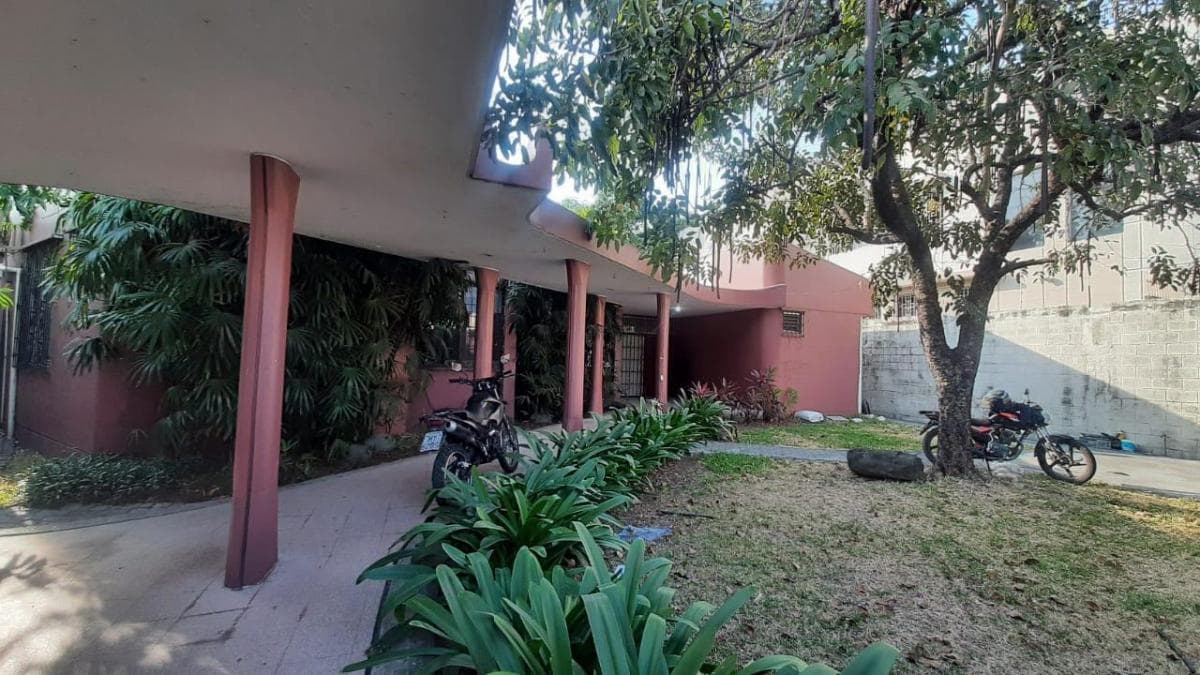 Urdesa Zona Comercial en Venta Casa de Una Planta 800 m² Terreno!, Guayas — imagen 5