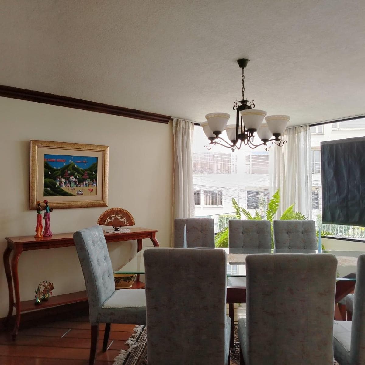 Venta de Apartamento en El Quito Tenis de 4 Dorm. y Estudio. Provincia de Pichincha — imagen 7