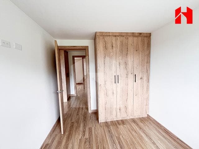 Vendo Casa en Cuenca Sector Ochoa León Aplica Crédito Vip (Cv3352), Azuay — imagen 3